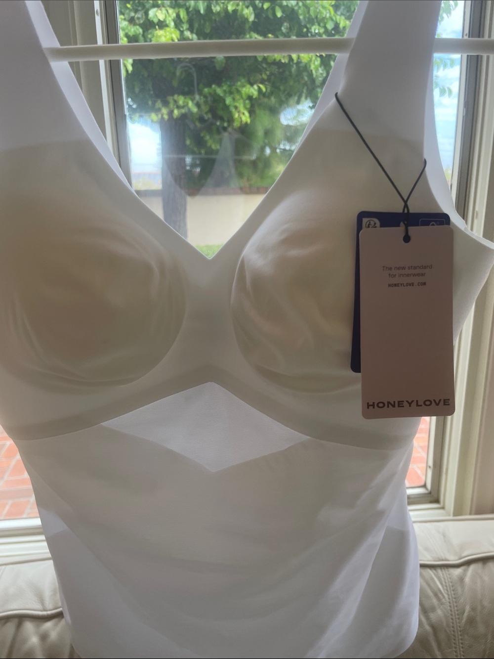 Honeylove White LiftWear Tank - Picture 3 of 6